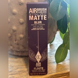 Charlotte Tilbury Airbrush Flawless Setting Spray blur matte NEW
